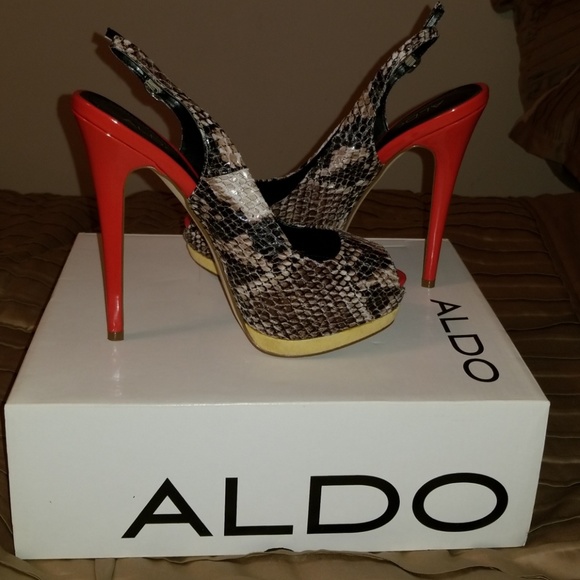 Aldo Shoes - Excellent condition Aldo platform